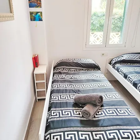 Con Terraza Y Jacuzzi, Zona Ciutadella * קאלה אן בלאנס